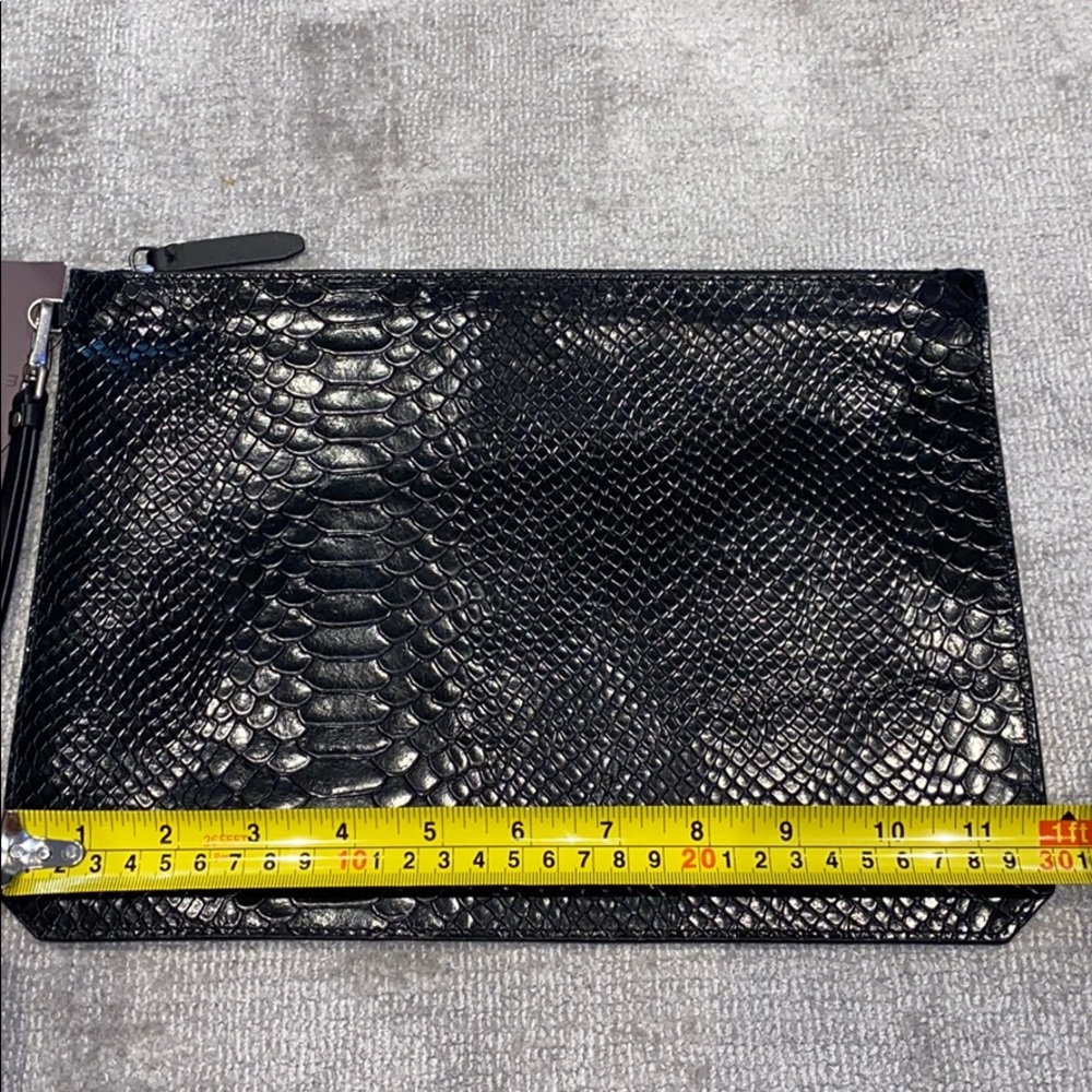 Etienne Aigner leather wristlet - Picture 8 of 8